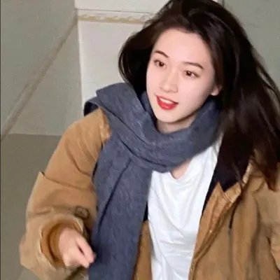 等候董建华发落